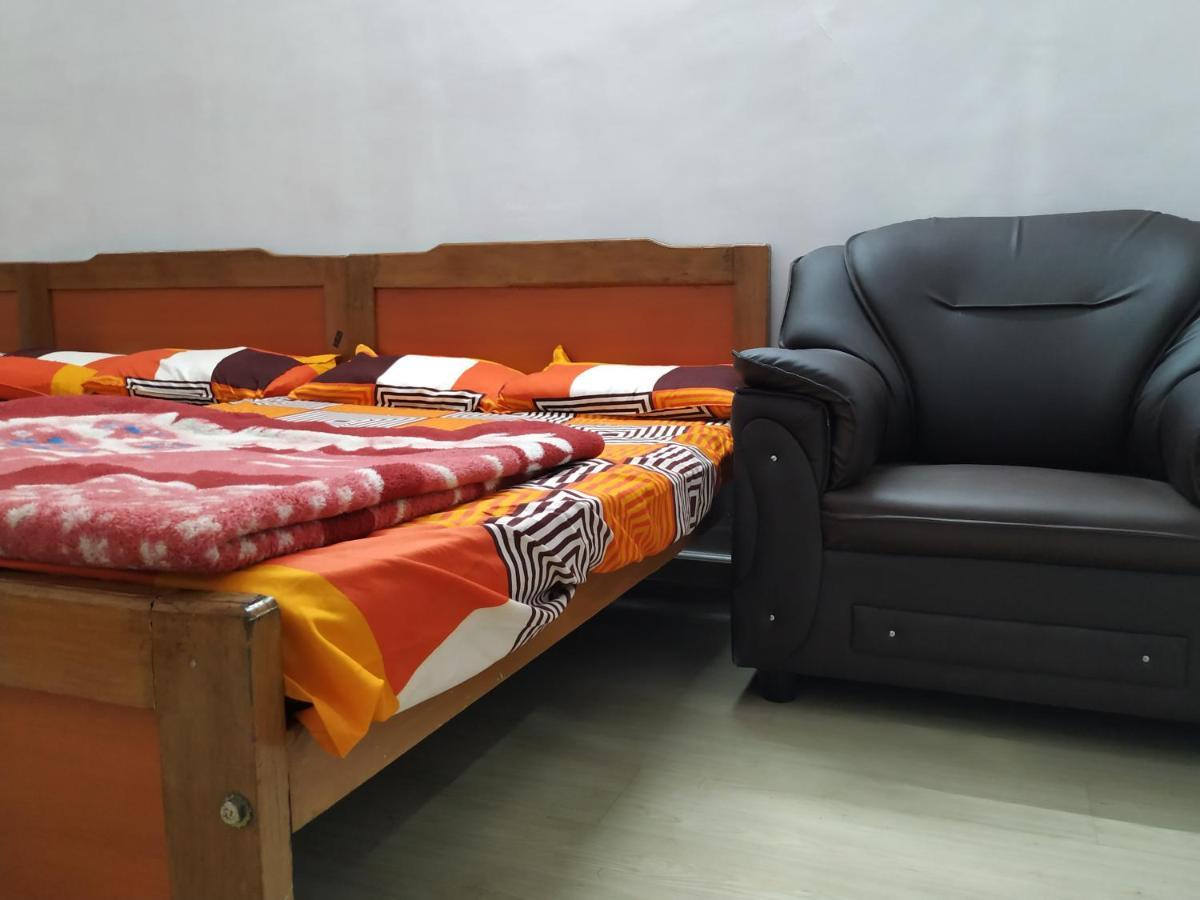 White House Anandagiri Hostel Kodaikanal Exterior photo
